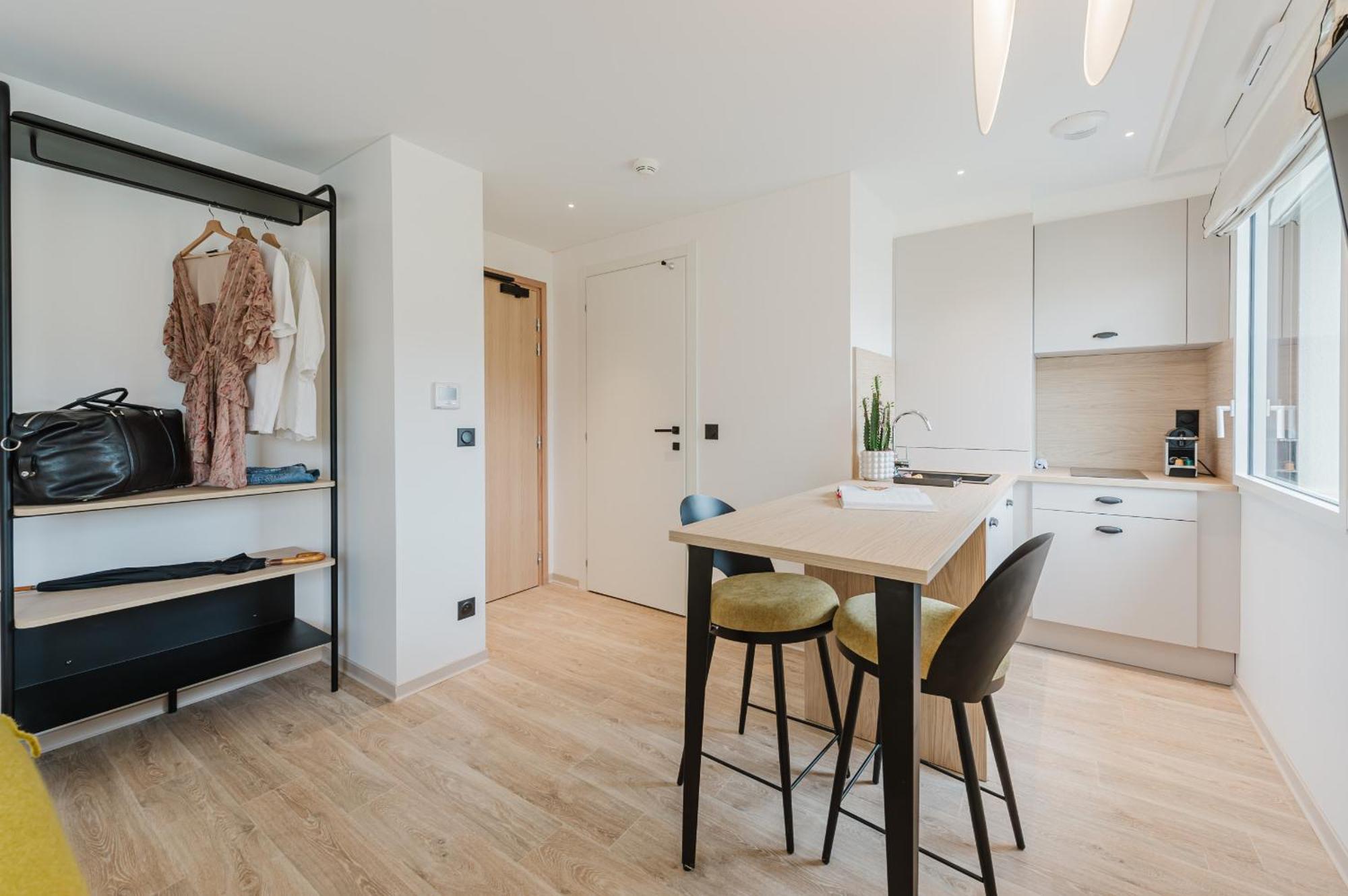 Appart Hotel Neostelia Annecy Ngoại thất bức ảnh
